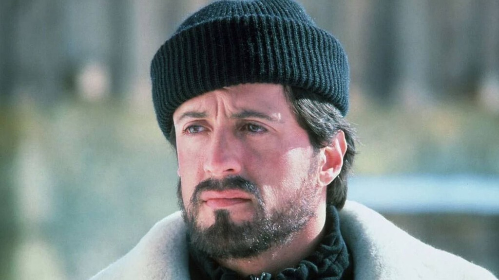 "Lo odiaba". Hace 41 años, Sylvester Stallone sentía mucha envidia de esta estrella de películas de acción antes de hacer 6 películas con él
