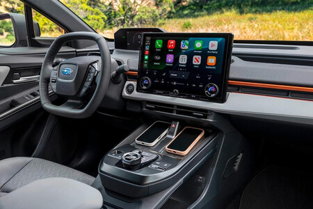 Subaru Uncharted interior