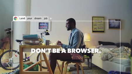 Google Chrome esconde una aventura conversacional en su navegador. Así la puedes activar