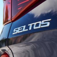 ¡Sin camuflaje! El KIA Seltos, hermano mayor de Soul, cazado en plena sesión de fotos