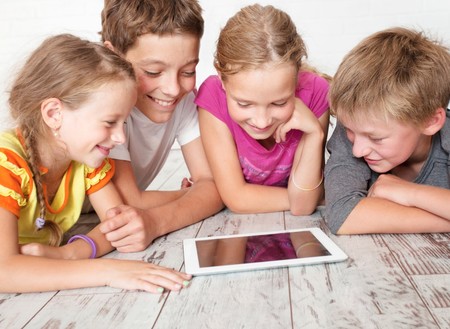 ARCHOS Junior Phone y Junior Tab, móvil y tablet para los más pequeños de la casa
