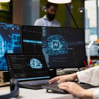 O Brasil e a América Latina abraçaram a IA, mas um novo estudo revela o "abismo" de maturidade digital que ainda nos separa dos EUA