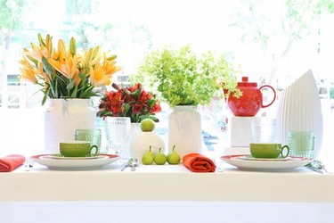 'A Mesa Puesta' de Vista Alegre nos da ideas para las comidas y cenas de verano