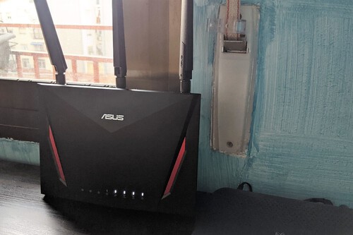 El WiFi va como un tiro cuando mi bloque se vacía en vacaciones: así mantengo la velocidad cuando regresan los vecinos