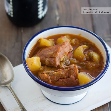 No es tan famoso como las patatas a la riojana, pero este guiso tradicional es otro platazo de mojar pan y no parar 