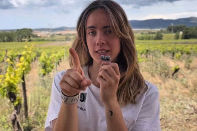 Paula Nuévalos, agrícultora autónoma de Utiel: "Pocos trabajos habrá que sean tan gratificantes como este"