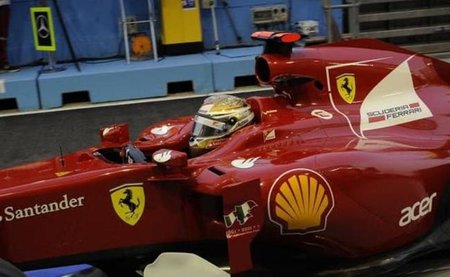 el-curioso-casco-dorado-de-alonso.jpg