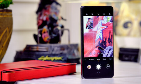 Analisis Huawei Mate X7 25