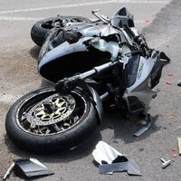 Cientos de motoristas están abandonando sus motos en plena autovía en Reino Unido. Y nunca vuelven a por ellas
