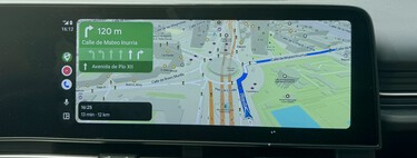 He probado esta alternativa a Google Maps en Android Auto y lo tengo claro: le da mil vueltas en privacidad y ahorro de batería