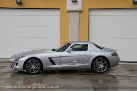 Mercedes SLS AMG