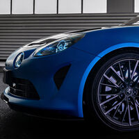 Este deportivo cuesta lo mismo que un Porsche Cayman, pero tiene el mantenimiento de un Renault Clio