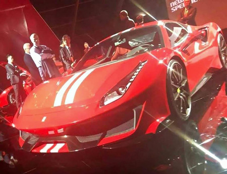 Y este es el Ferrari 488 Speciale al descubierto antes de hora