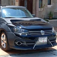 Este PT Cruiser quería convertirse en un Volkswagen. Su modificación es digna de una pesadilla, pero busca dueño en México