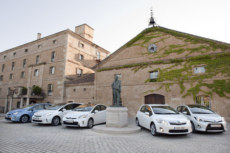 Gama híbrida Toyota de 2012