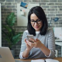 “WorkTok”: la generación Z está subiendo vídeos de sus rutinas de trabajo a TikTok e Instagram, y ya es todo un fenómeno 