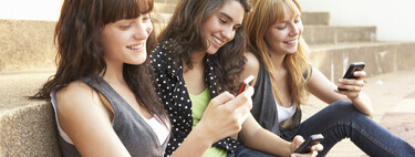 BeReal, la nueva red social de moda que usa tu hijo adolescente y es lo opuesto al postureo de Instagram 