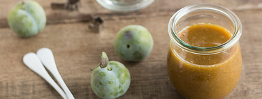 Coulis de ciruelas claudias para postres, receta básica de respostería