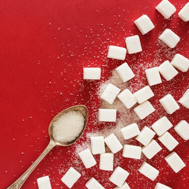 La dieta del azúcar es el nuevo régimen de moda para perder grasa sin reducir músculo, esto es lo que dice la ciencia al respecto