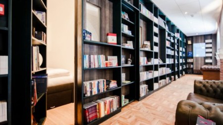 Boekenkasten Exterieur 51 710x400