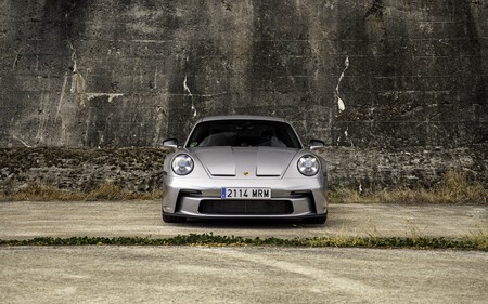 Prueba 2024 Porsche 911 GT3 Touring 12