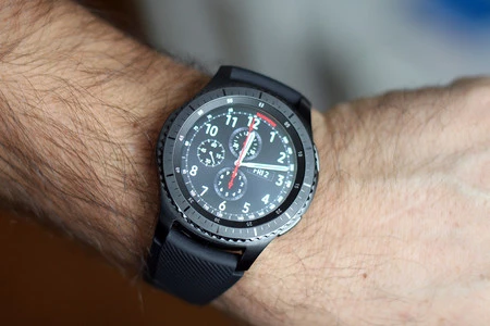 サムスン ギア S3 フロンティア