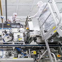 EEUU quiere evitar a cualquier precio que China tenga equipos de litografía de vanguardia. Aunque se lleve por delante a Corea del Sur