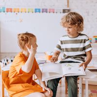 29 libros de actividades clasificados por edades para que los niños se diviertan y aprendan en vacaciones 