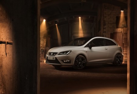 Nuevo SEAT Ibiza Cupra, ahora con el 1.8 TSI y algunas mejoras para correr con más garra