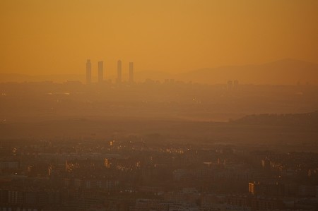 ¿Qué hay que respirar exactamente para que Madrid restrinja el tráfico?