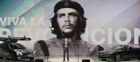 Mercedes-Benz se mete en un lío por un fotografía del Che Guevara