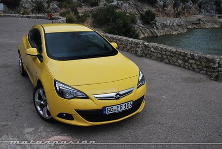 Opel Astra GTC