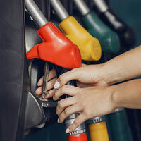 Hemos pagado 6.500 millones de euros de más en impuestos sobre la gasolina entre 2013 y 2018. Lo ha dicho Europa, pero es casi imposible que nos los devuelvan