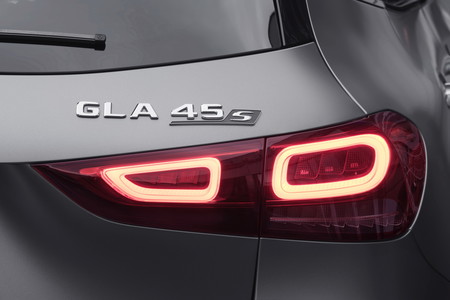 Mercedes Amg Gla 45 2021 12