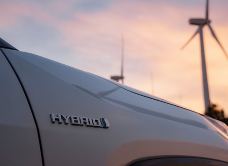 Toyota y Panasonic ofrecerán baterías con mayor durabilidad