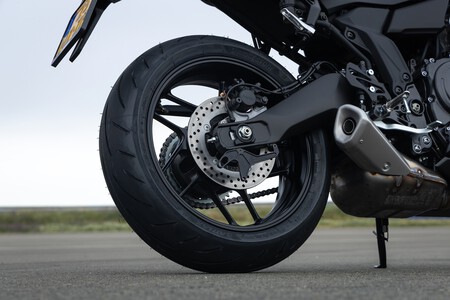 Yamaha R7 2026 024