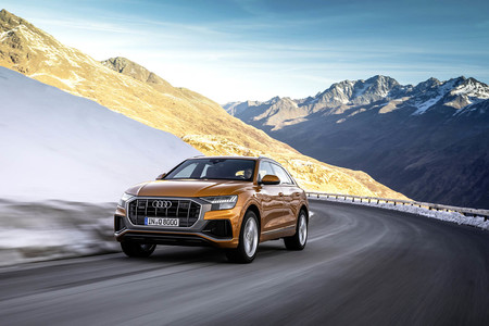 El SUV insignia de Audi, el Q8, estrena V6 gasolina de 340 CV con sistema mild hybrid