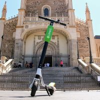Los patinetes eléctricos de Lime son salvados por Uber con una inyección de 157 millones de euros
