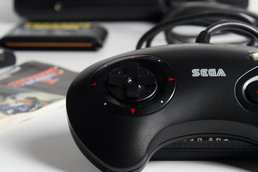 Ya no son solo 'strikes' de YouTube: un youtuber afronta una posible pena de cárcel por analizar consolas retro con juegos 