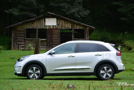 Kia Niro Plug In Hybrid 2