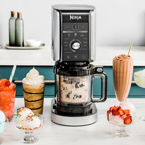 La heladera que me hizo cambiar de opinión sobre el verano prepara desde batidos hasta granizados y también yogur helado