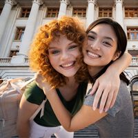 Expertos de Harvard dicen que las amistades traen la felicidad, pero sabemos que no siempre es así. Lo más importante para hacer amigos de verdad es esto 