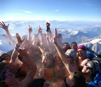 Un jaccuzzi en la cima del Montblanc