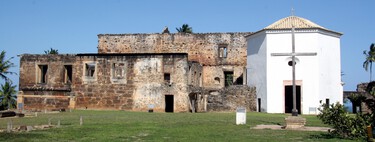 Você está mais próximo do único castelo medieval das Américas do que imaginava — e conhecer suas masmorras custa menos de R$ 50