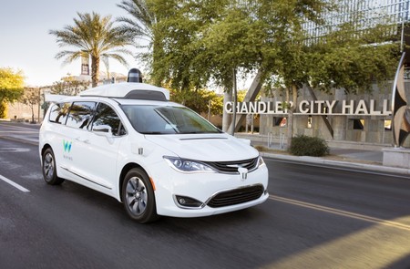 Waymo y Volvo unen fuerzas para desarrollar la siguiente generación de vehículos autónomos nivel 4