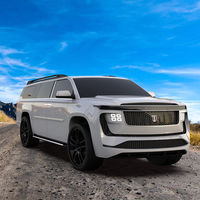 El Triton Model H promete ser un gigantesco (e improbable) SUV eléctrico de ocho plazas, 1.500 CV y 1.120 km de autonomía