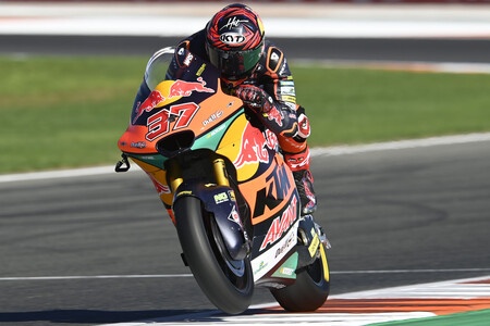 Augusto Fernandez Valencia Moto2 2022 3
