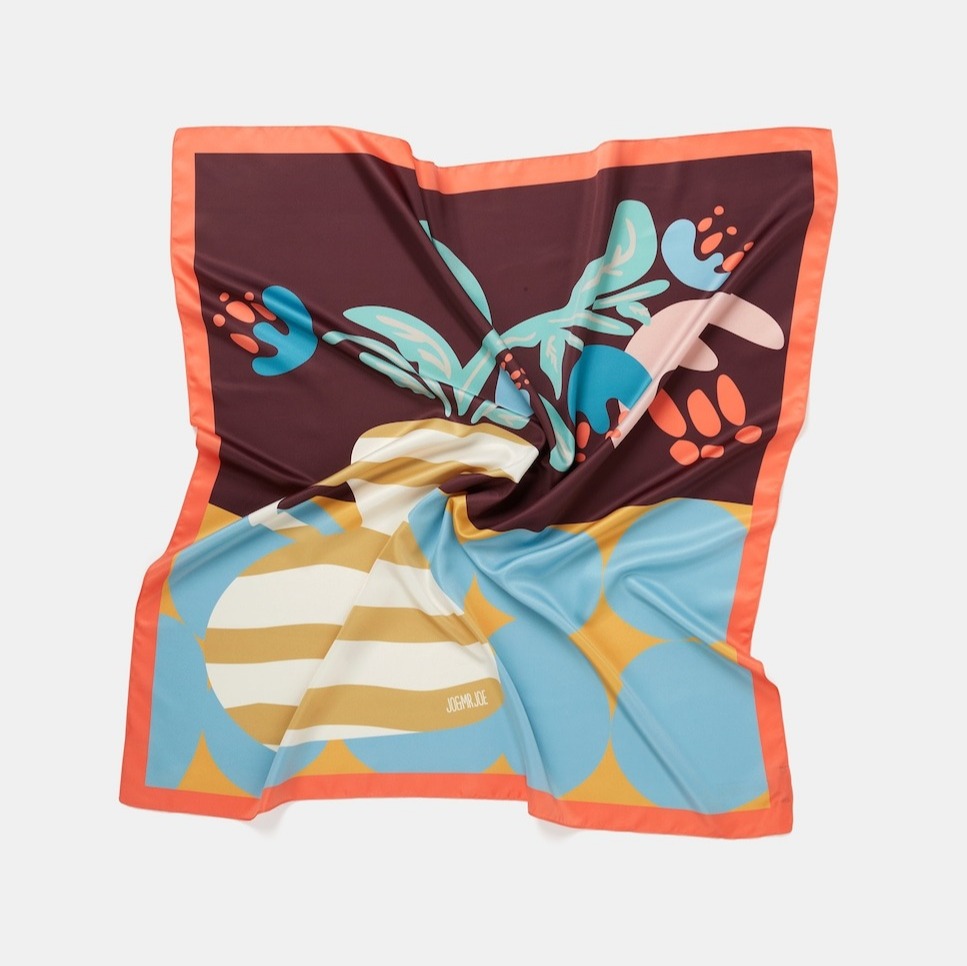 Jo & Mr. Joe
Pañuelo estampado jarro