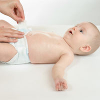 Cómo es el pis de los bebés y cuáles son los signos de alerta relacionados