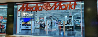 MediaMarkt liquida en el Día sin IVA esta tele para el dormitorio o la cocina: cuesta menos de 99 euros y viene con Google TV
